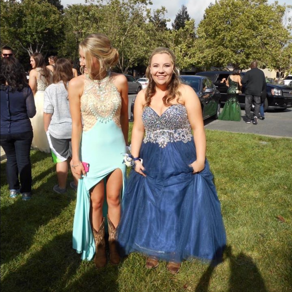 PROM DRESS